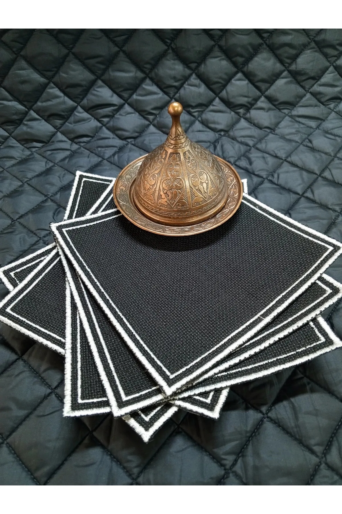 İÇ İÇE KARE GÜMÜŞ SİYAH SUNUM  PEÇETESİ - 6 ADET  -